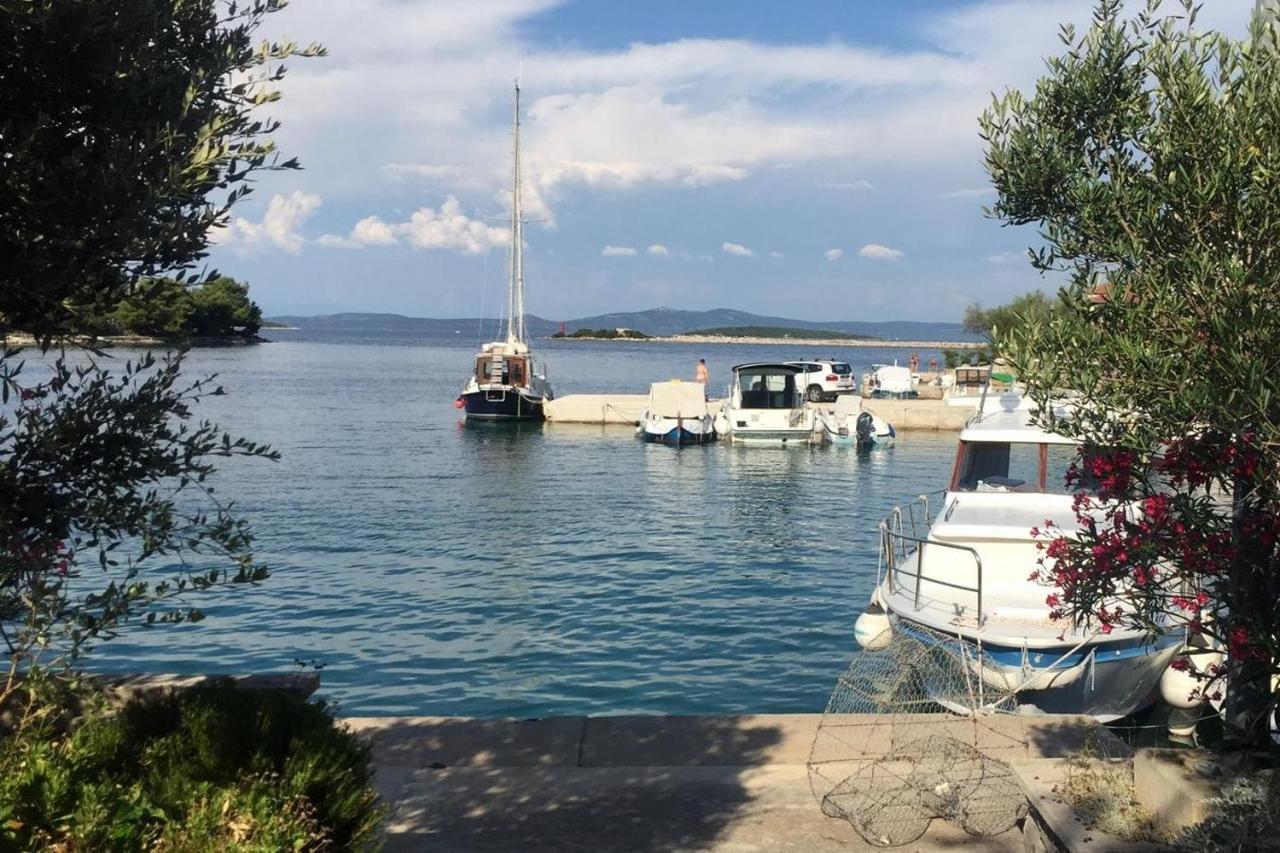 Apartments By The Sea Zaglav, Dugi Otok - 17788 Sali Esterno foto